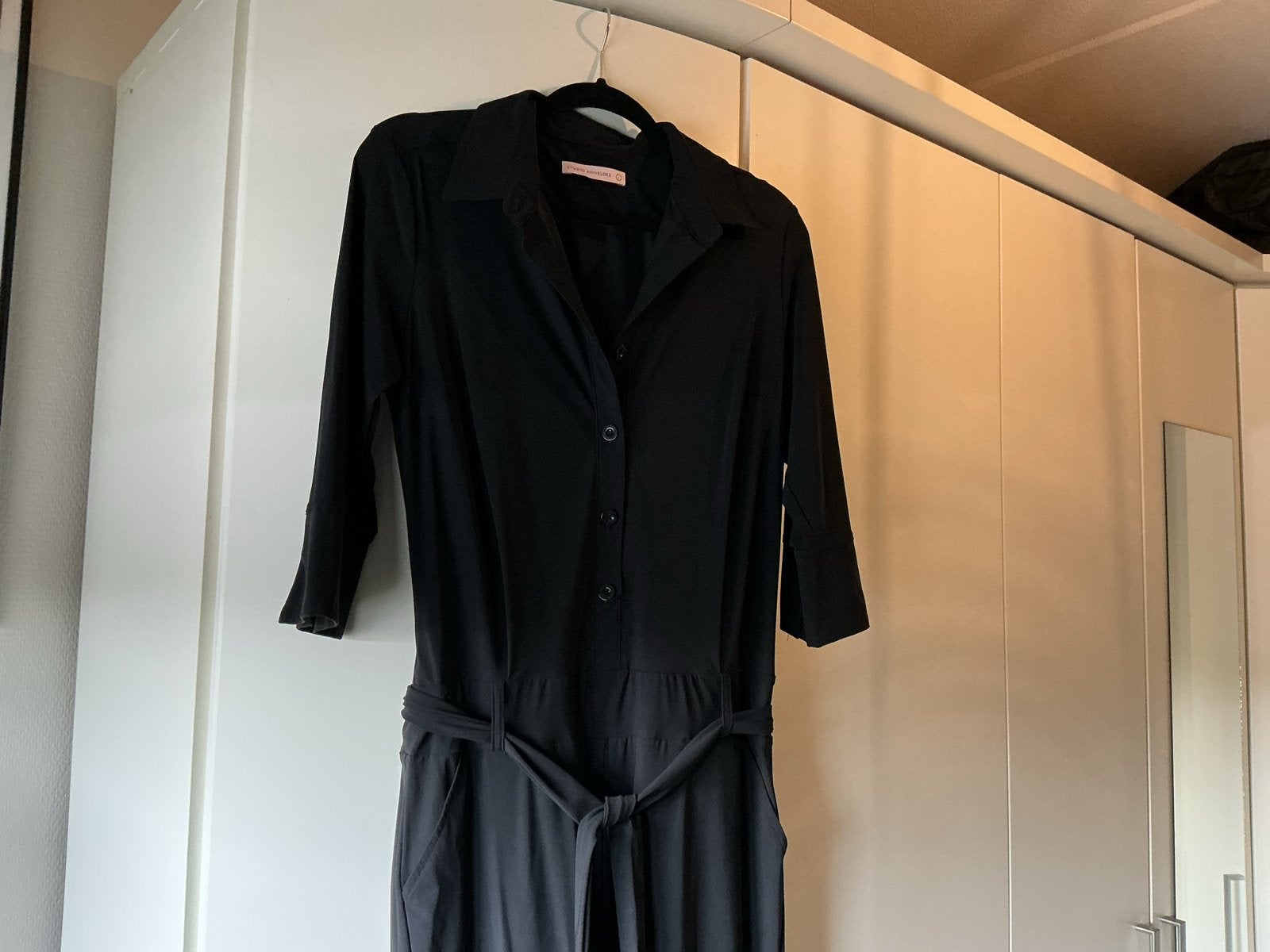 Studio Anneloes Jumpsuit Zwart Maat L Travelstof, Ophalen of Verzenden, Zo goed als nieuw, Maat 42/44 (L), Zwart