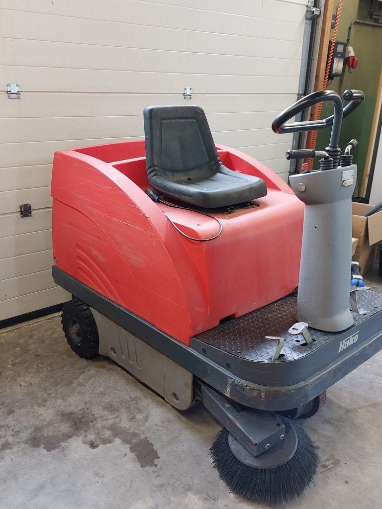Hako 900 E Veegmachine, Ophalen, Gebruikt, Hako