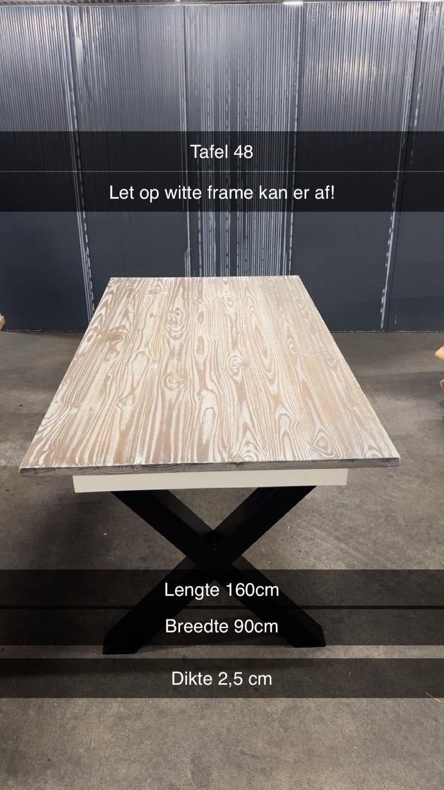 Eettafel met nieuwe poten, lengte 135-160cm, 100 tot 150 cm, Nieuw, Vier personen, Rechthoekig