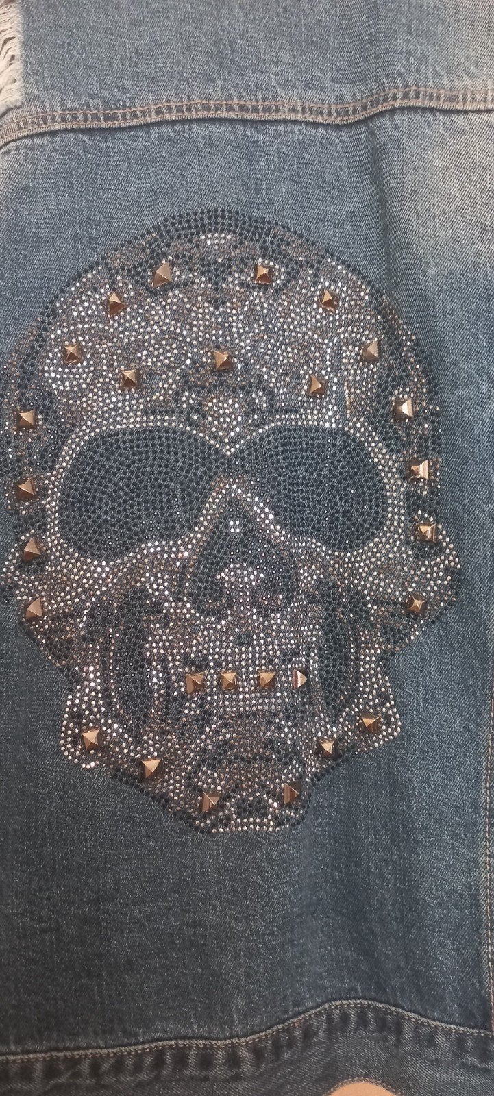 Spijkerjas met glinsterende doodskop mt S/M, Kleding | Dames, Blauw, Nieuw, Ophalen of Verzenden, Maat 36 (S)