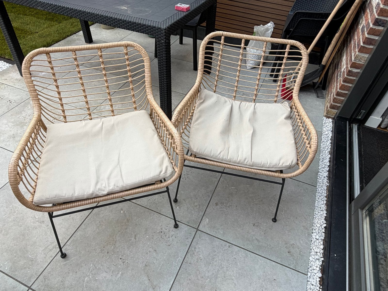 2 Rotan tuinstoelen met kussen, Ophalen, Gebruikt, Rotan