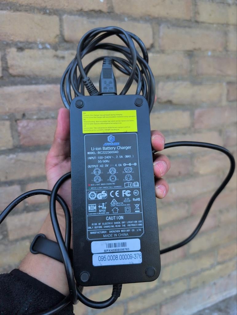 42V 4A 5-pins E-bike Snellader voor E-bike To Go, Fietsen en Brommers, Fietsaccessoires | Fietsaccu's, Gebruikt, Verzenden