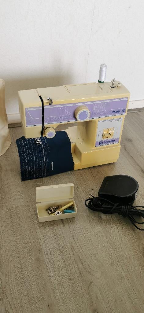 Naaimachine Huskystar 50 werkt goed, Ophalen of Verzenden, Zo goed als nieuw, Naaimachine, Overige merken