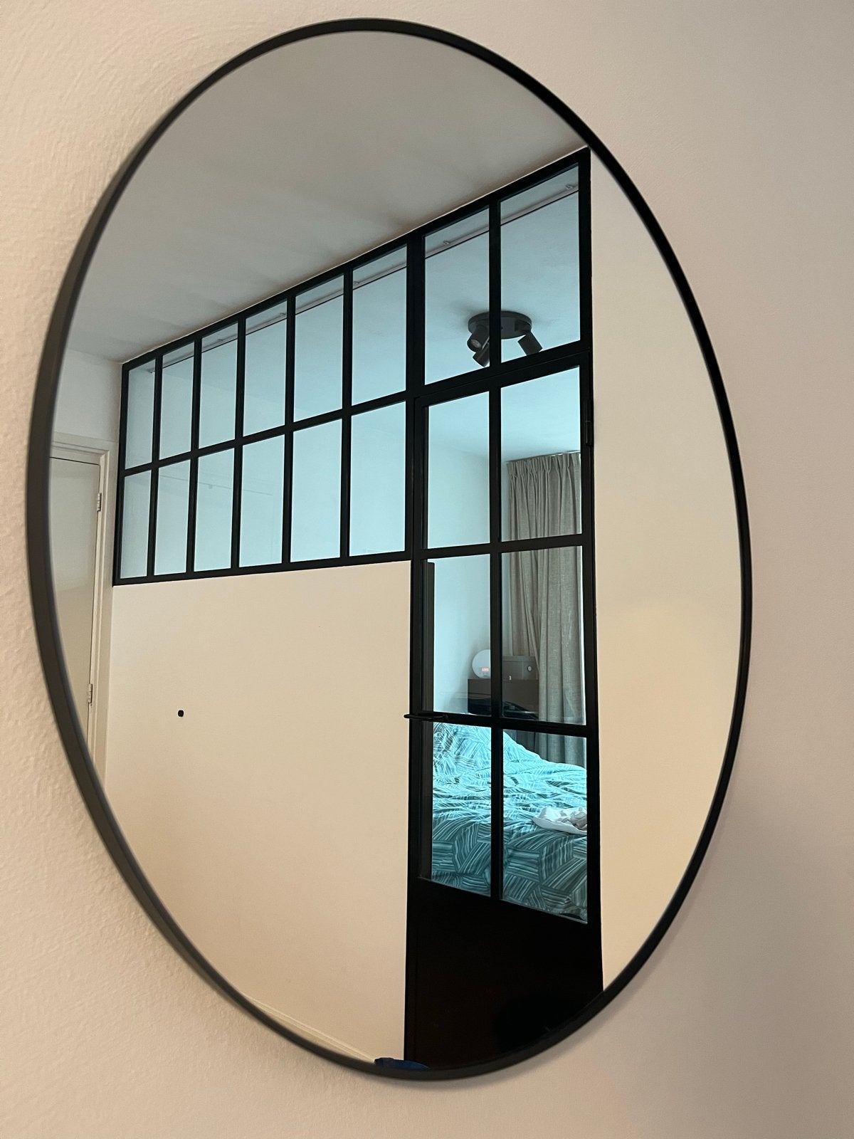 IKEA LINDBYN spiegel met zwarte lijst, 80cm diameter, Ophalen, Rond, Zo goed als nieuw, 75 tot 100 cm