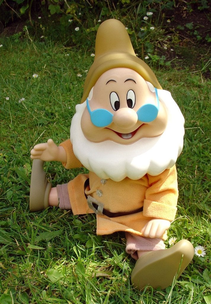 Walt Disney Happy van de Zeven dwergen (sneeuwwitje) 40 cm, Ophalen of Verzenden, Zo goed als nieuw, Pop, Levensecht of Reborn