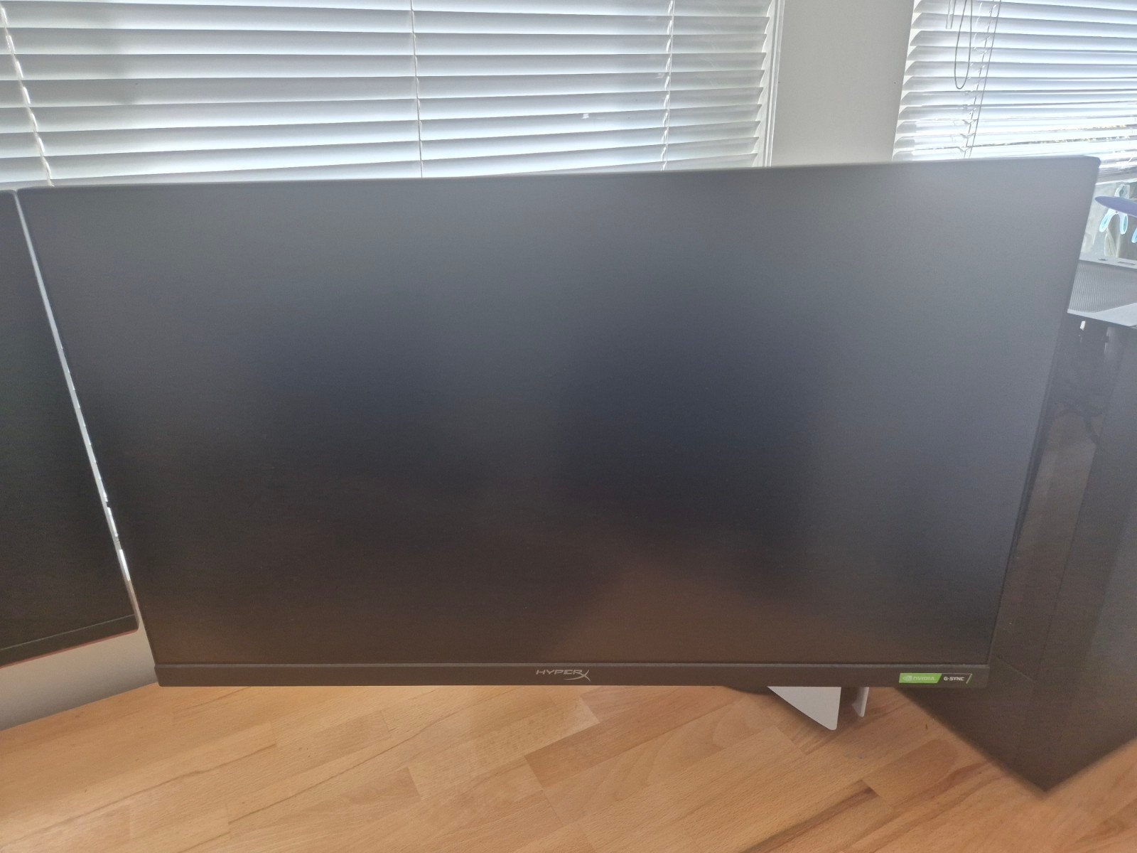HyperX Armada 27" 1440p 144Hz Gaming Monitor met Arm, 101 t/m 150 Hz, Zo goed als nieuw, HDMI, Hyperx