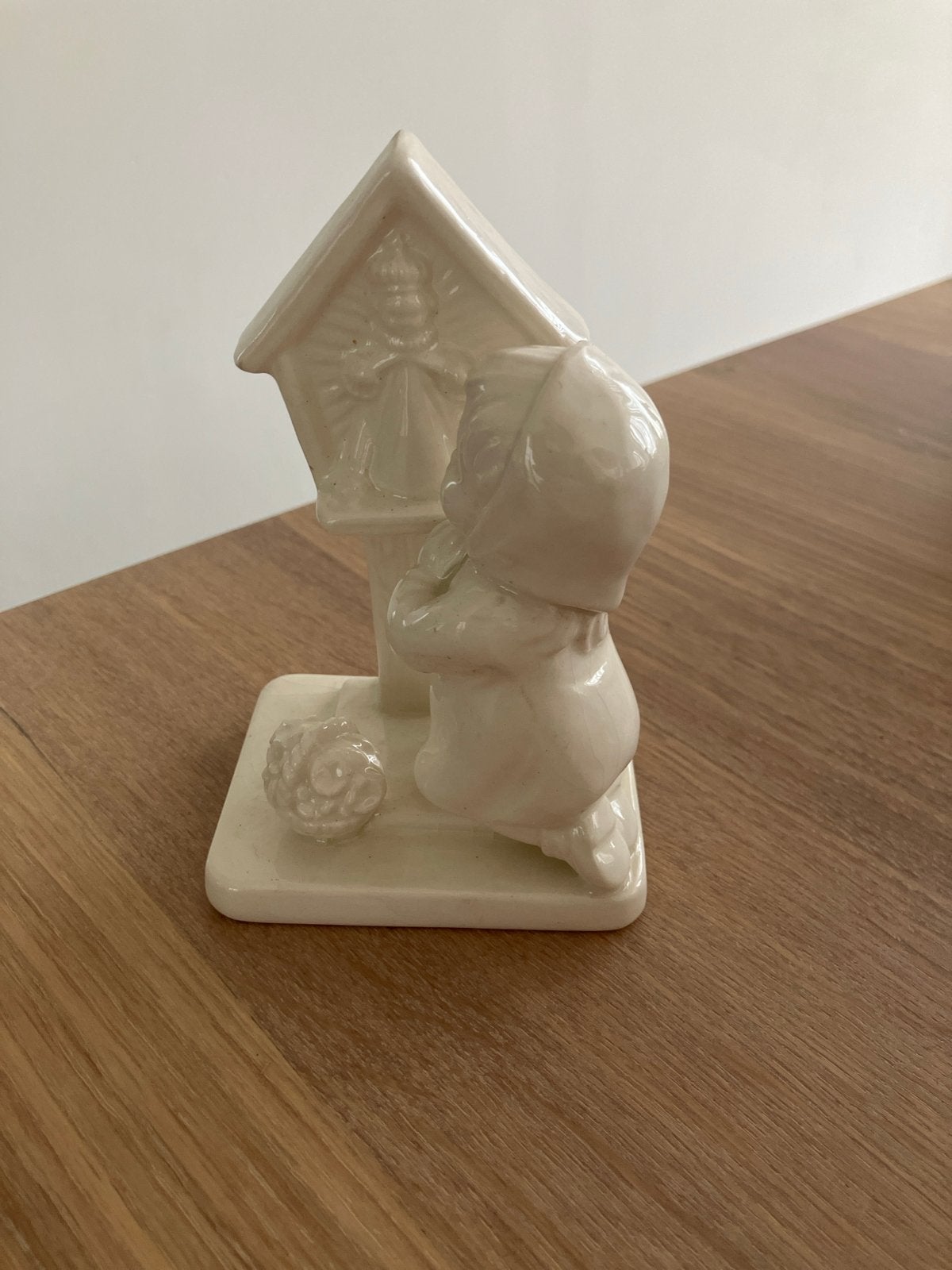 Goebel beeldje biddend meisje 12 cm - 1967, Ophalen, Gebruikt, Religie