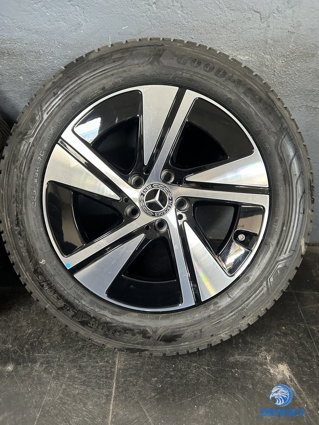 Nieuwe originele Mercedes Vito V-klasse EQV Facelift 2024 W4, Bestelwagen, -, -, Banden en Velgen