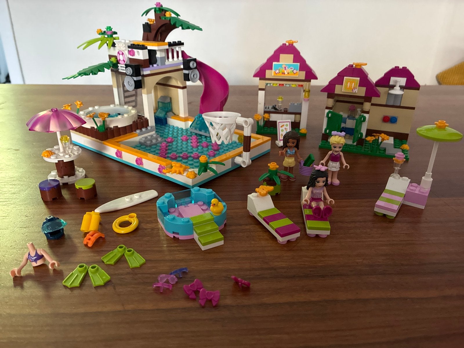 2 LEGO Friends Sets 41008 en 3931, Gebruikt, Lego, Friends, Ophalen of Verzenden