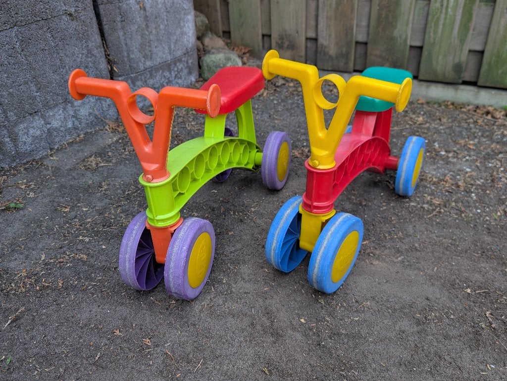 Lena Multicolor (loop)fiets kinderspeelgoed wagen loopfiets, Ophalen of Verzenden, Zo goed als nieuw, Loopfiets