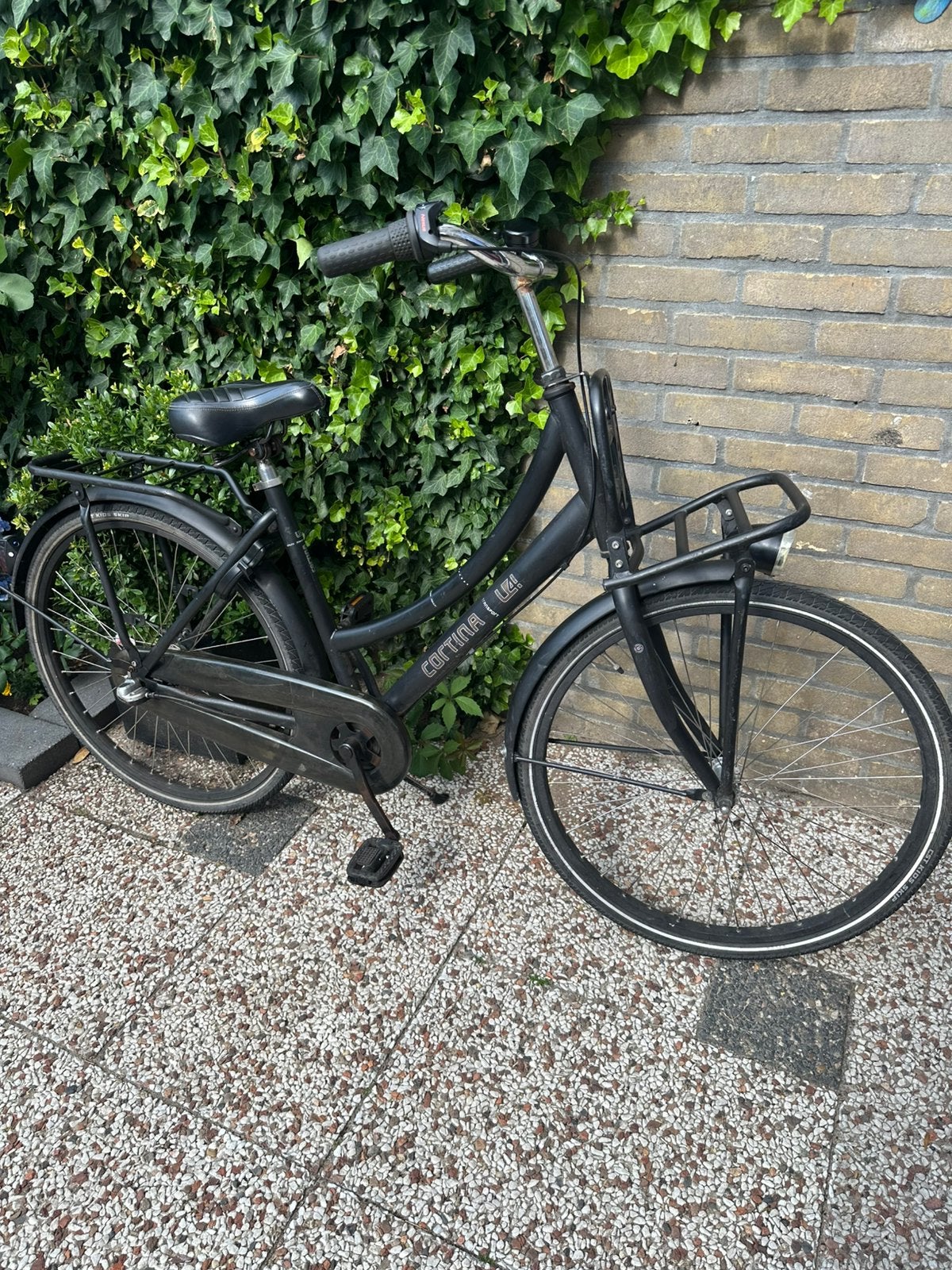 Meisjesfiets cortina 26 inch, Fietsen en Brommers, Fietsen | Meisjes, Terugtraprem, Gebruikt, Versnellingen, Ophalen