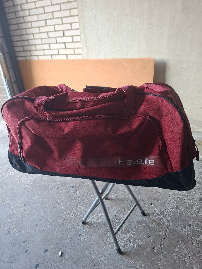 koffer, Sieraden, Tassen en Uiterlijk, Koffers, Hard kunststof, Zo goed als nieuw, 70 cm of meer, 35 tot 45 cm