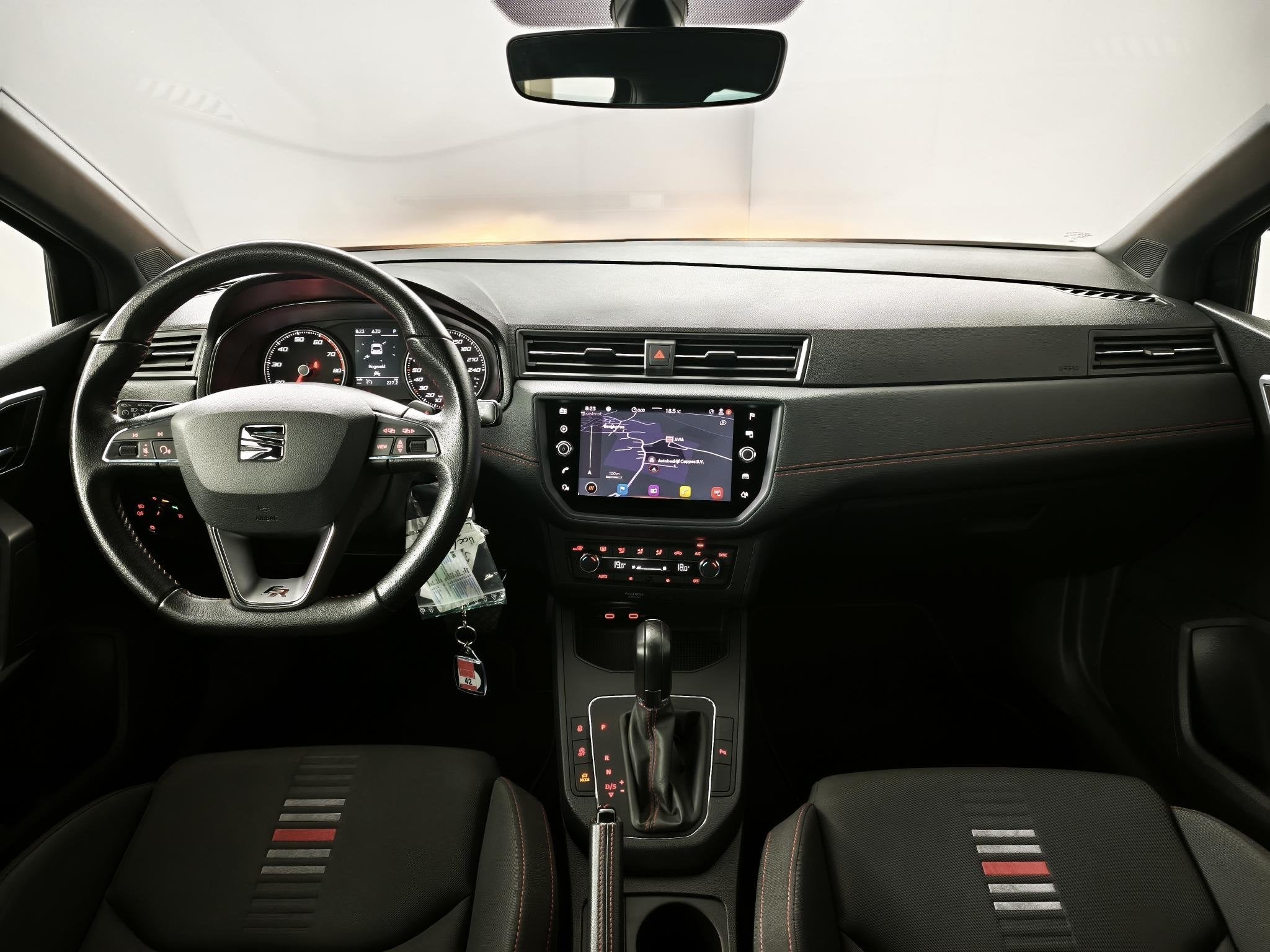 SEAT Ibiza 1.0 TSI FR Business Intense | Panoramadak | Apple, Stof, Gebruikt, Met garantie (alle), Origineel Nederlands