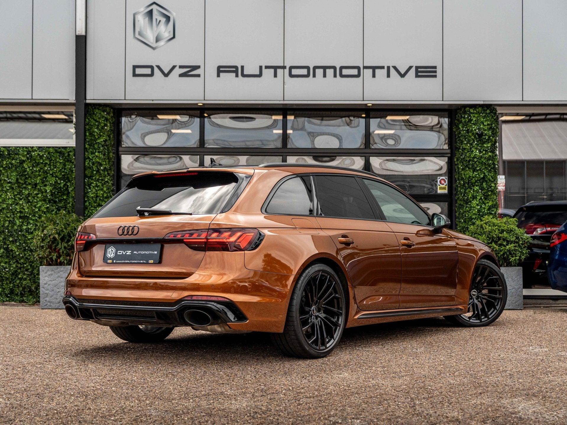 Audi RS4 2.9 TFSI 450PK Quattro | RS Dynamic | B&O Sound | S, Auto's, Audi, Automaat, Dealer onderhouden, Zwart, 451 pk