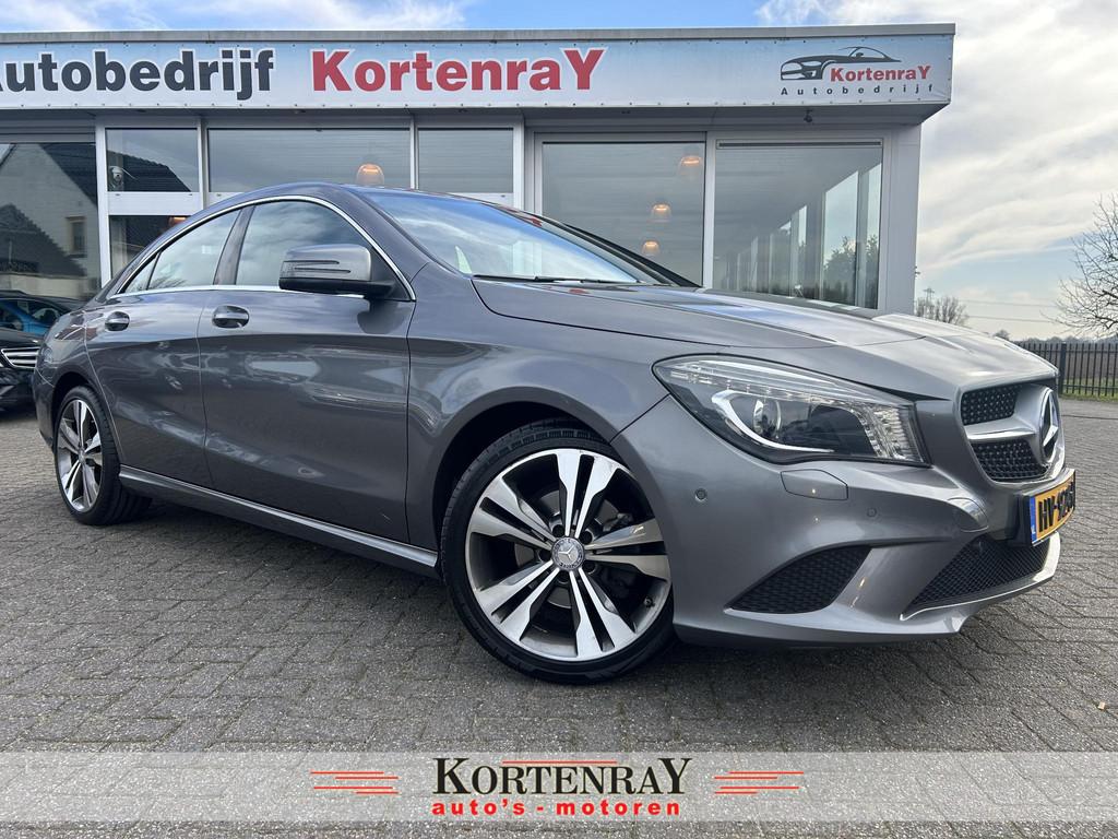 Mercedes-Benz CLA-klasse 200 Ambition automaat/cruise contro, Auto's, Mercedes-Benz, Stof, Gebruikt, 715 kg, Bedrijf