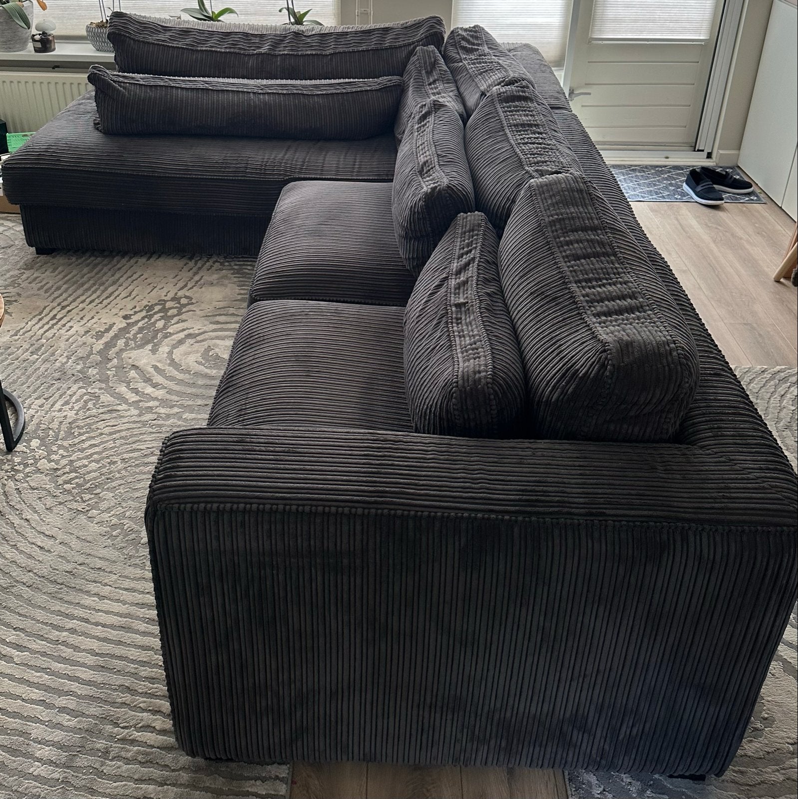 Moet weg! Grijze ribcord hoekbank - Comfortabel en stijlvol, Ophalen, 100 tot 125 cm, Hoekbank, 300 cm of meer