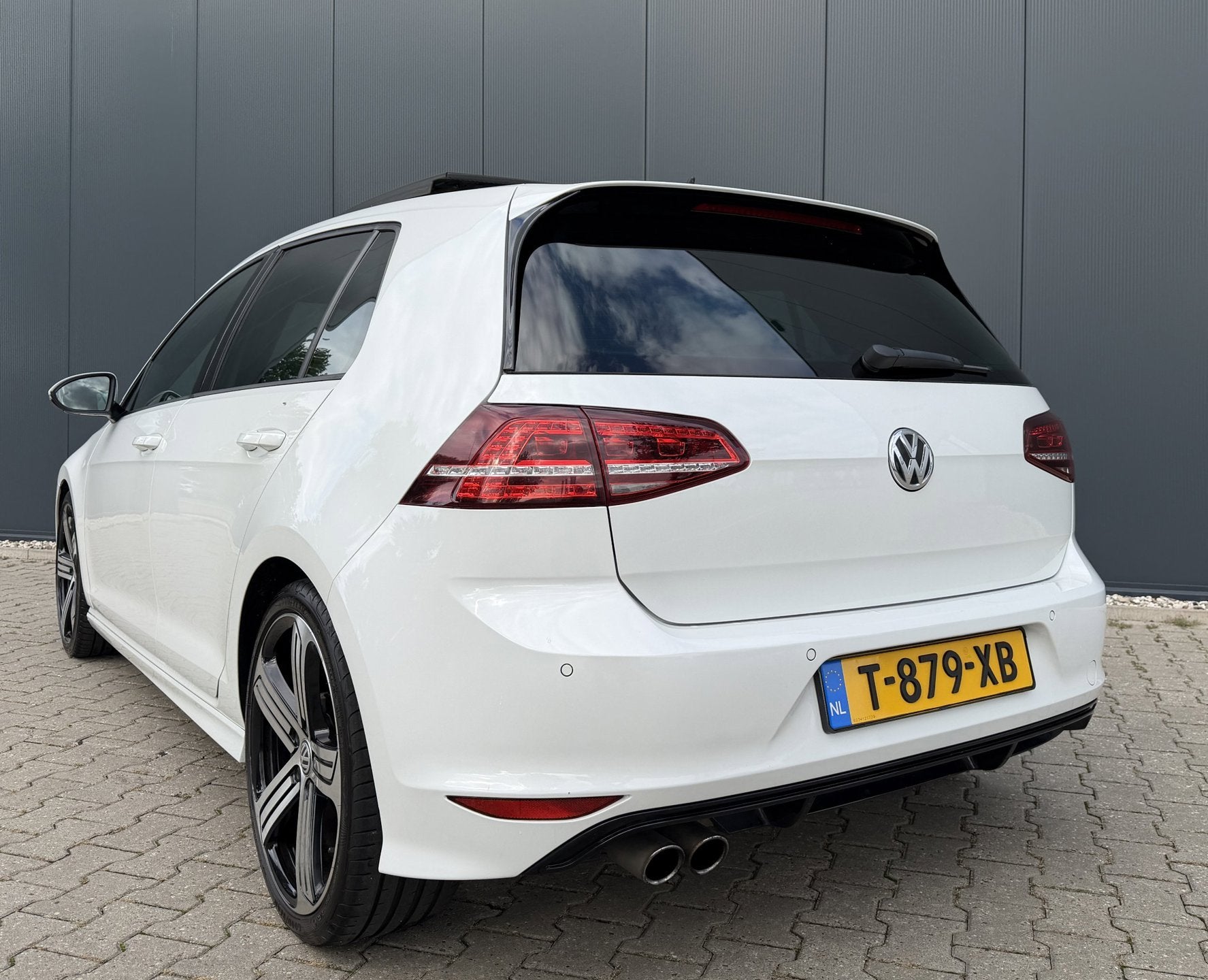 Volkswagen Golf 1.4 TSI ACT 150PK R-LINE | PANO | LED | 19'', Auto's, Gebruikt, Euro 6, 4 cilinders, 150 pk