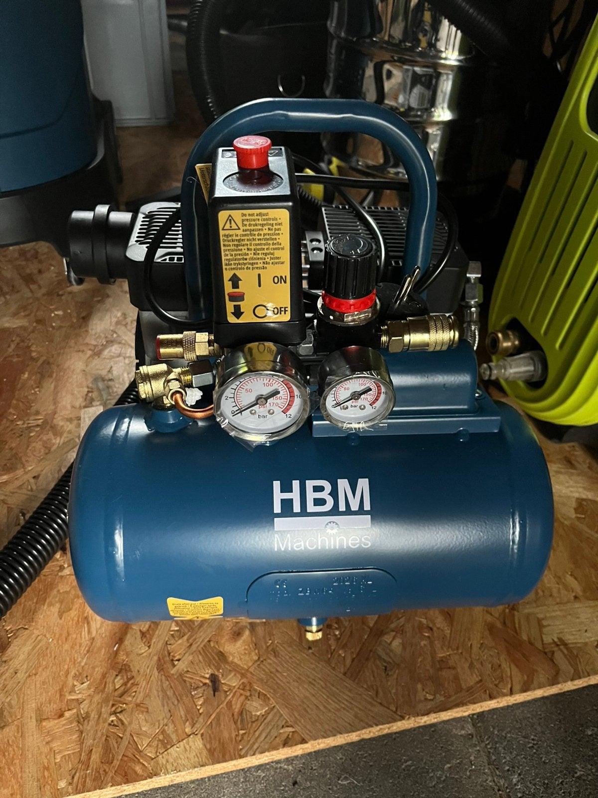 Lucht compressor 6 liter, Doe-het-zelf en Verbouw, Ophalen, Nieuw
