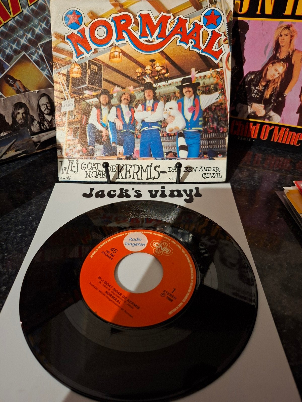 Normaal - Wi-j goat noar de kermis (7 inch single)1988, Gebruikt, 7 inch, Ophalen of Verzenden, Fotohoes