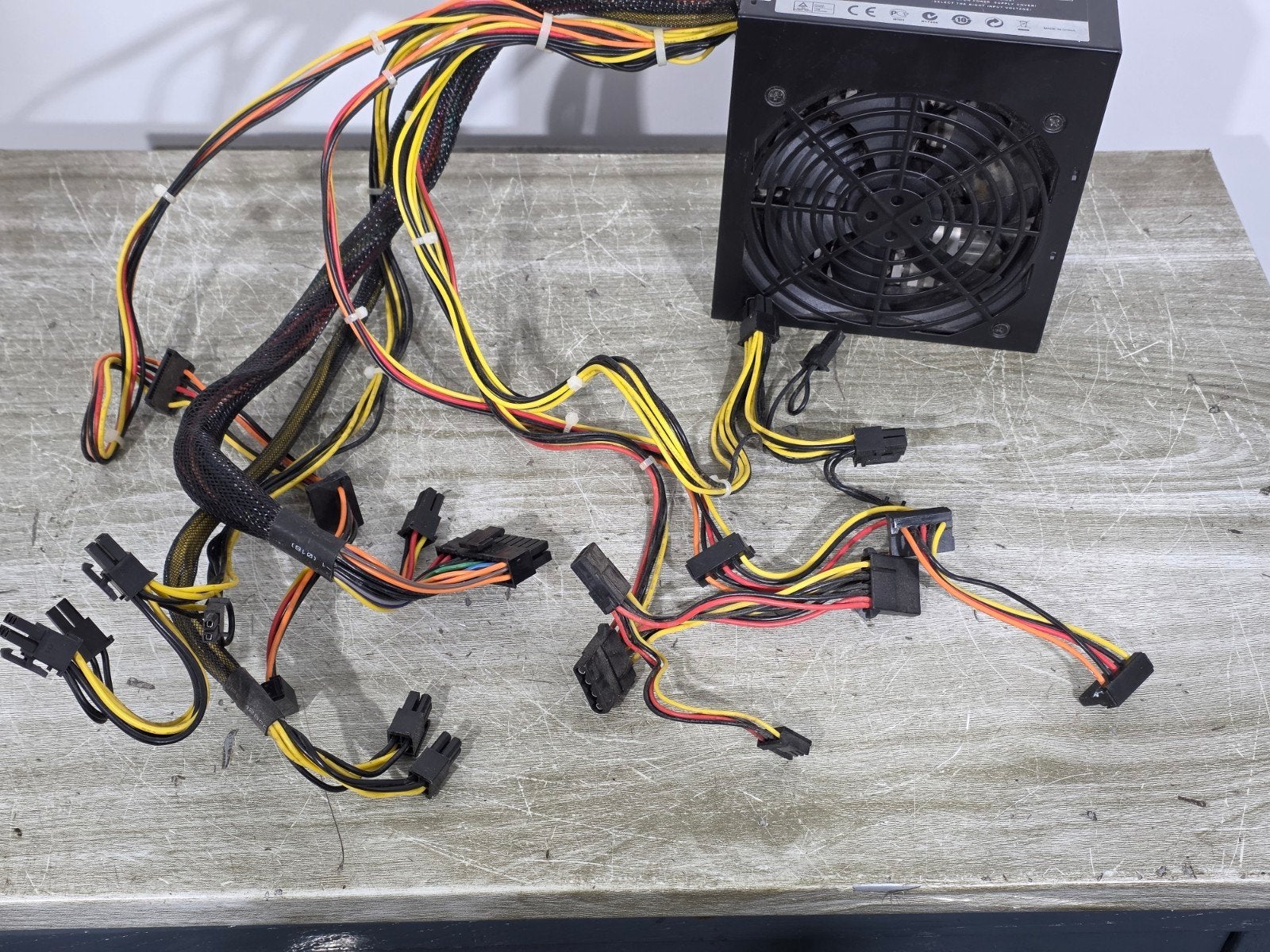 Cooler master 700w max voeding psu power supply rs-700-acab-, Gebruikt, ., Ophalen of Verzenden, .