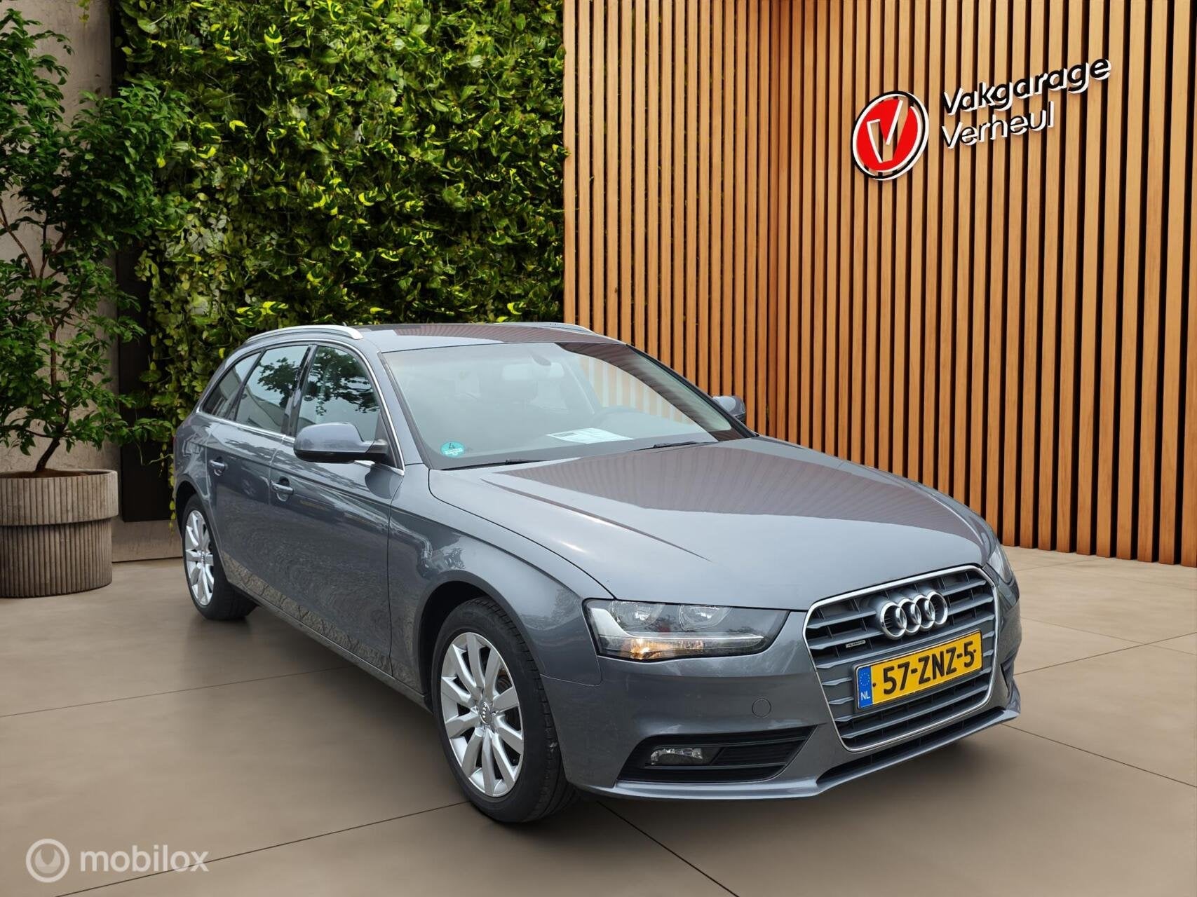 Audi A4 Avant 1.8 TFSI Pro Line Business Quattro 170Pk, Auto's, Audi, Euro 5, Gebruikt, Zwart, A4
