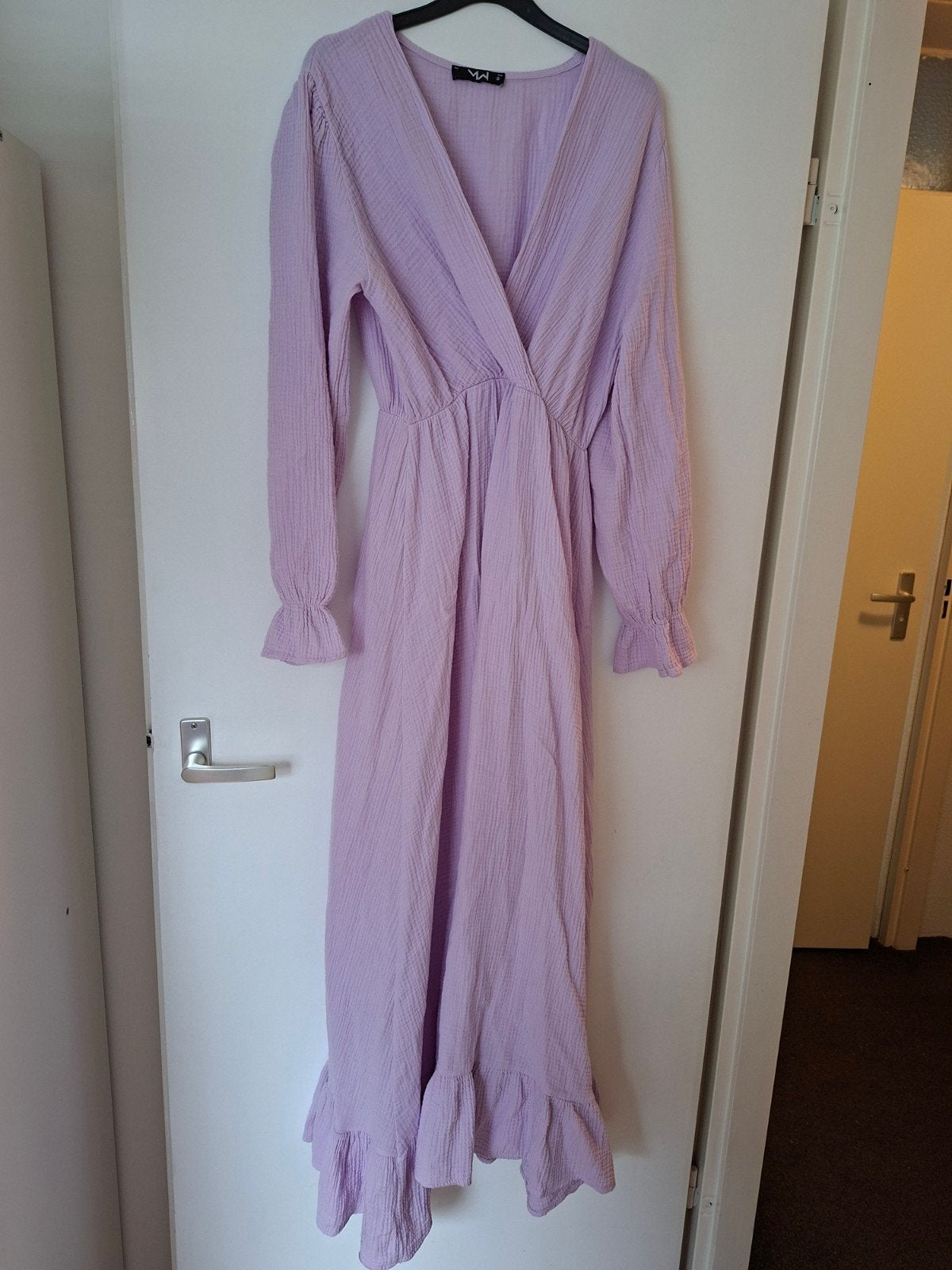 Nieuwe lila maxi / lange jurk maat S/36, Maat 38/40 (M), Overige typen, Paars, Nieuw