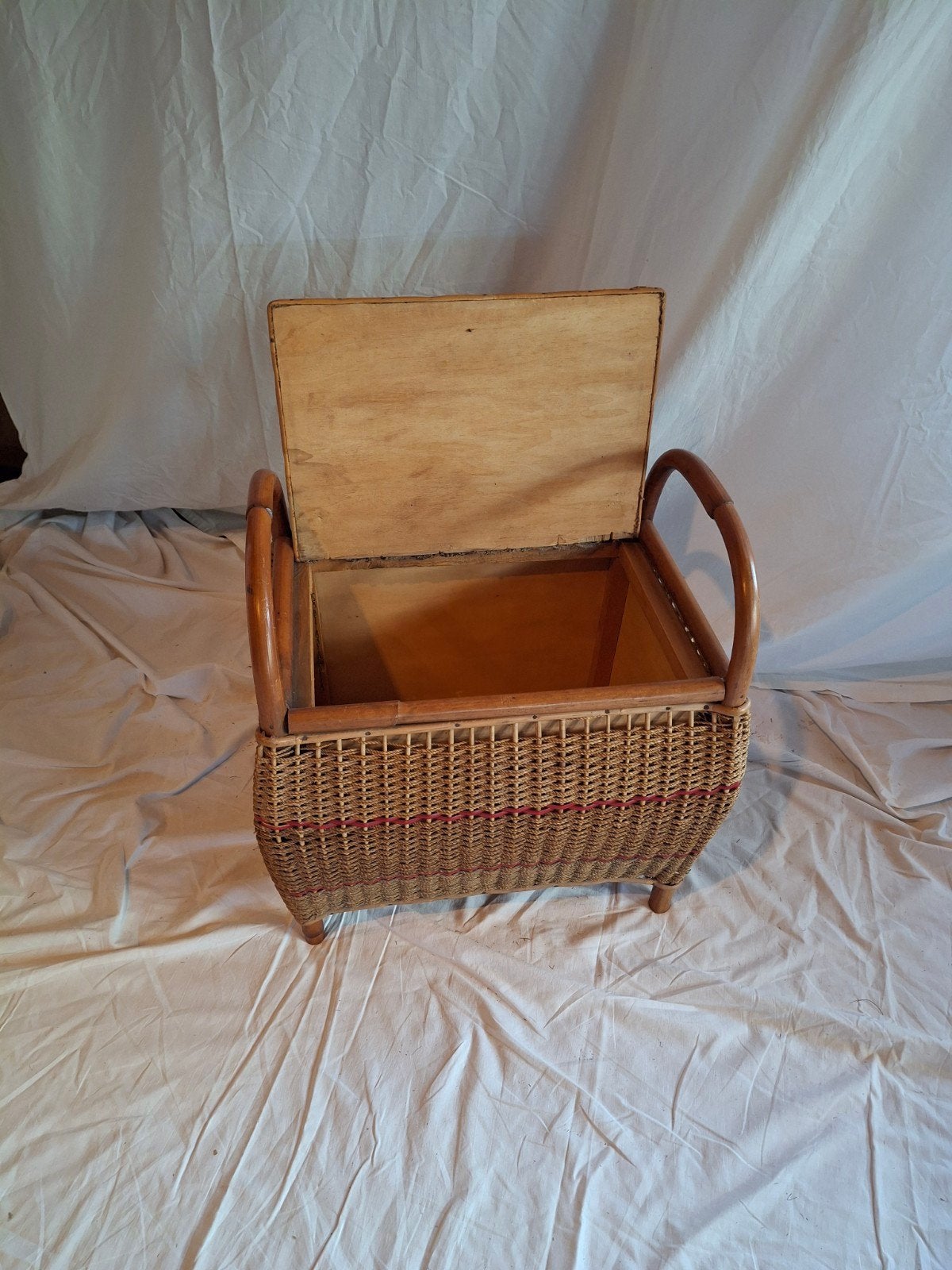 Vintage Rotan Naaikistje / Poef Jaren 50 - Bamboe Boho, Ophalen
