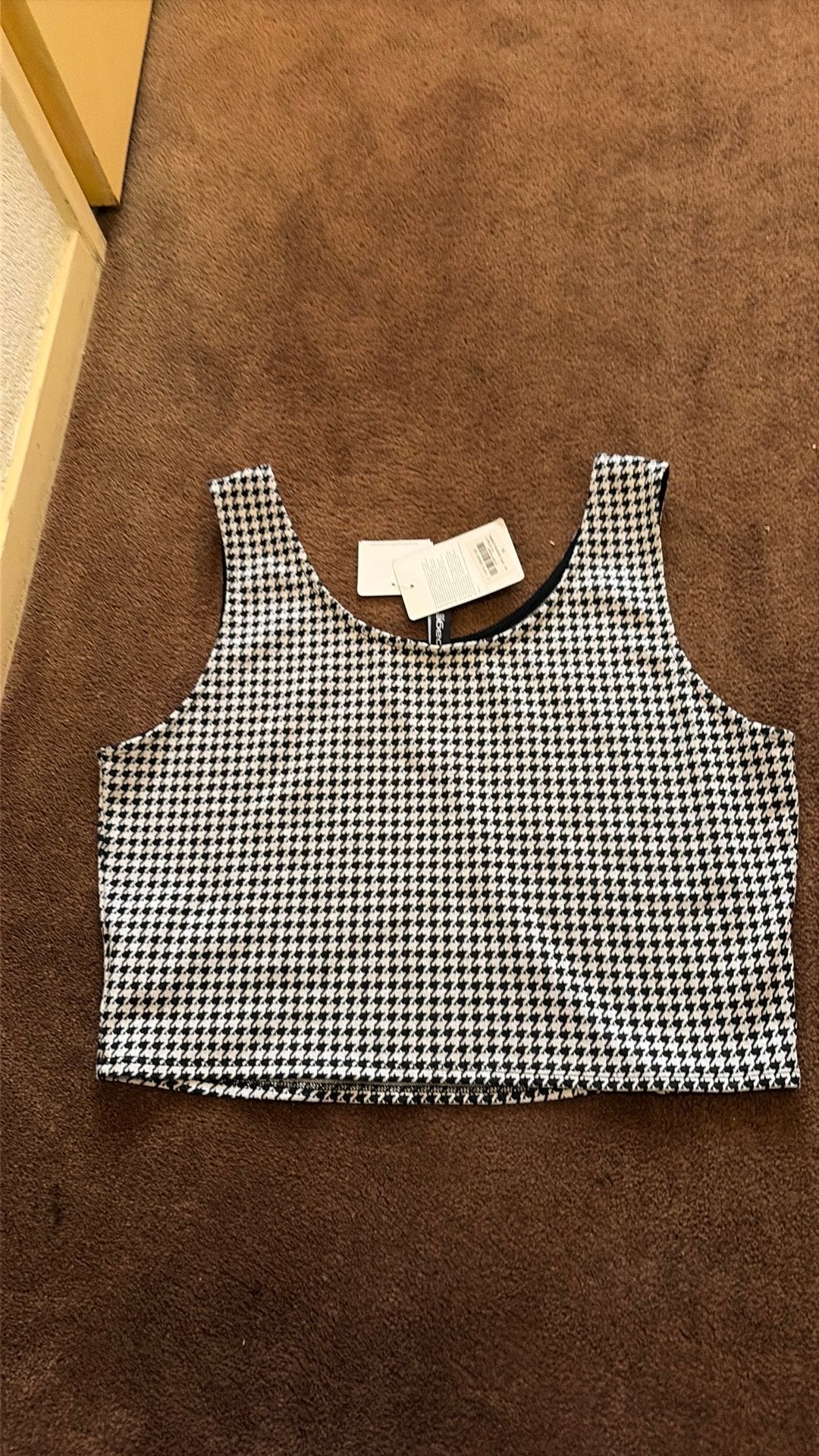 Nieuw. Leuke top mt l, Ophalen of Verzenden, Nieuw, Zonder mouw