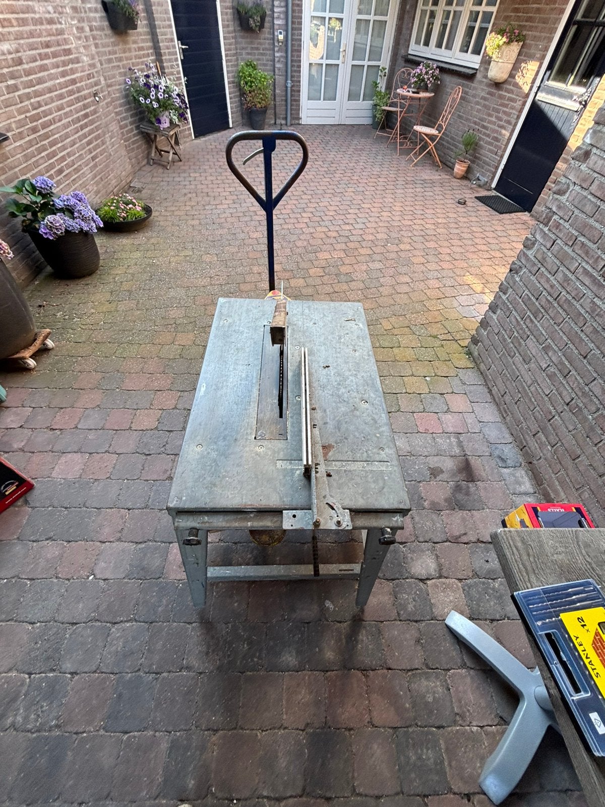 Afkortzaag ( hout zagen kachel ), Ophalen, 70 mm of meer, Zo goed als nieuw, Afkortzaag