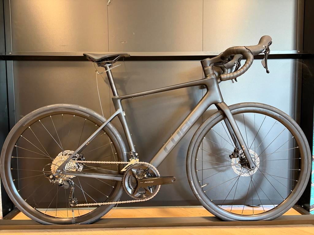 CUBE Attain C:62 Race Carbon racefiets Shimano 105, €1699,--, Fietsen en Brommers, 28 inch, Carbon, Nieuw, Meer dan 20 versnellingen