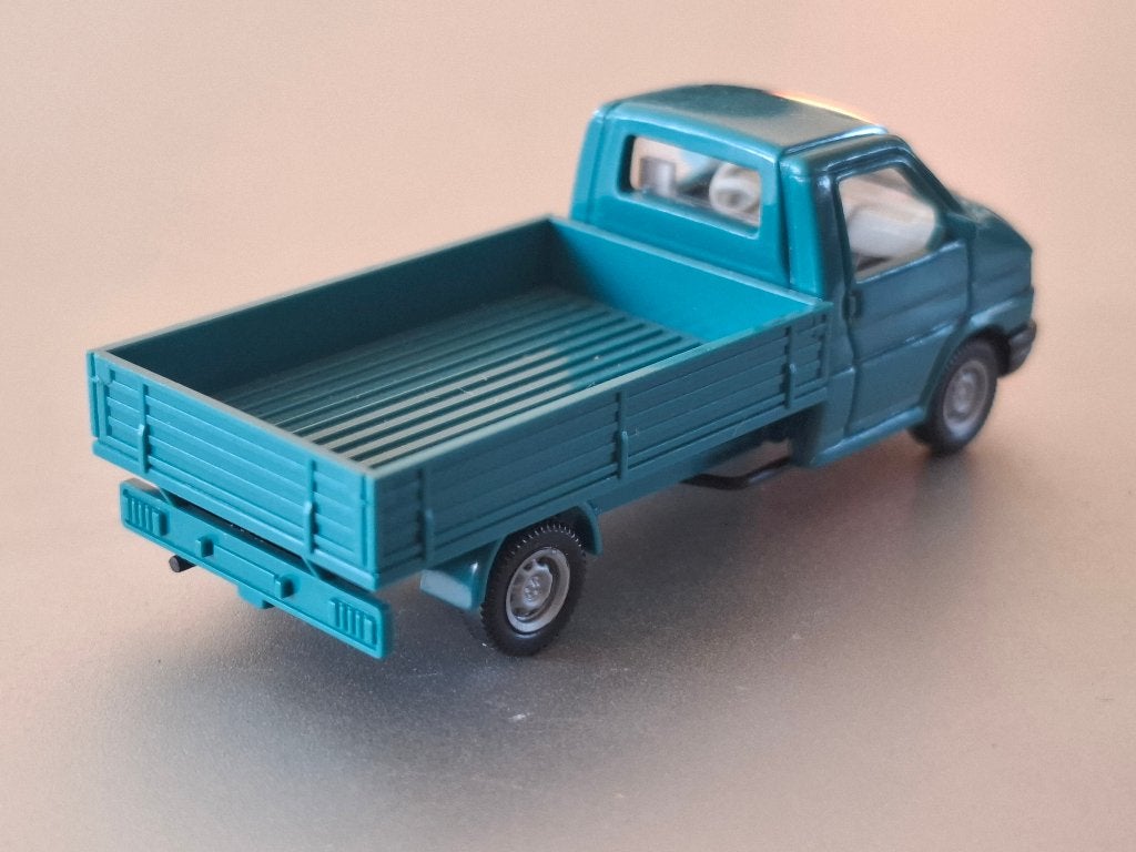 1:87 Volkswagen VW T4 met laadbak Wiking in OVP € 7, Verzenden, Zo goed als nieuw, Auto, Wiking