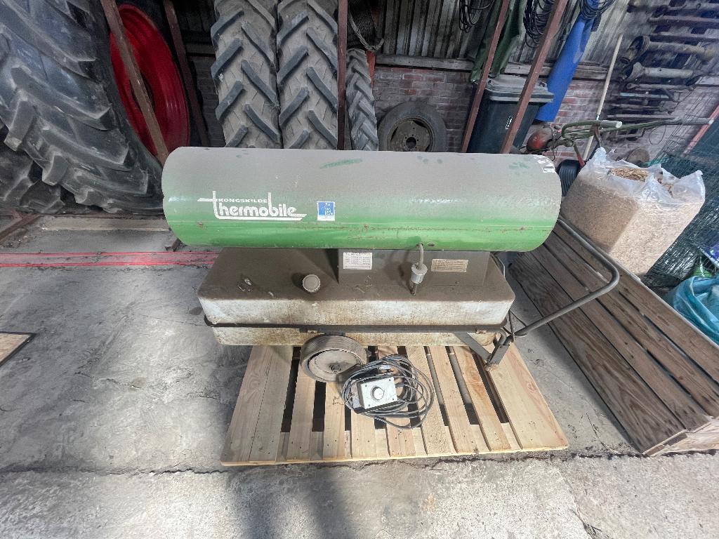 Diesel heater, Doe-het-zelf en Verbouw, Verwarming en Radiatoren, Ophalen, 30 tot 80 cm, Gebruikt, Kachel