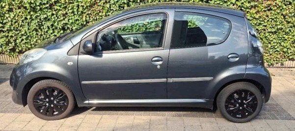 Nette Citroën C1 - 5 Deurs uit 2012, Voorwielaandrijving, Stof, Zwart, 4 stoelen