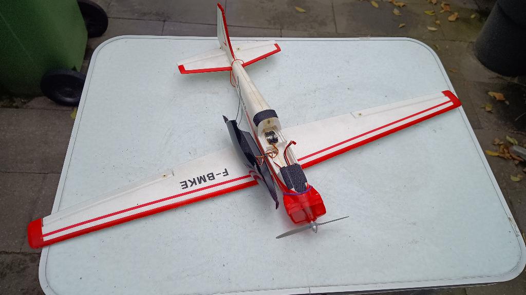 Mini BMK speed kistje, Hobby en Vrije tijd, Modelbouw | Radiografisch | Vliegtuigen, Ophalen, Gebruikt, Elektro, RTF (Ready to Fly)