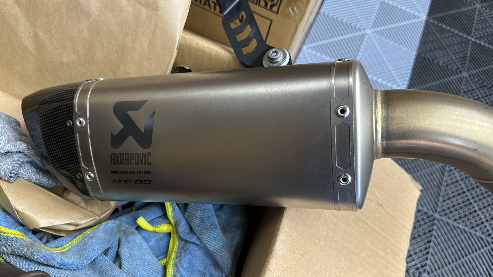 Akrapovic uitlaat Yamaha MT-09 2024+, Ophalen of Verzenden, Gebruikt