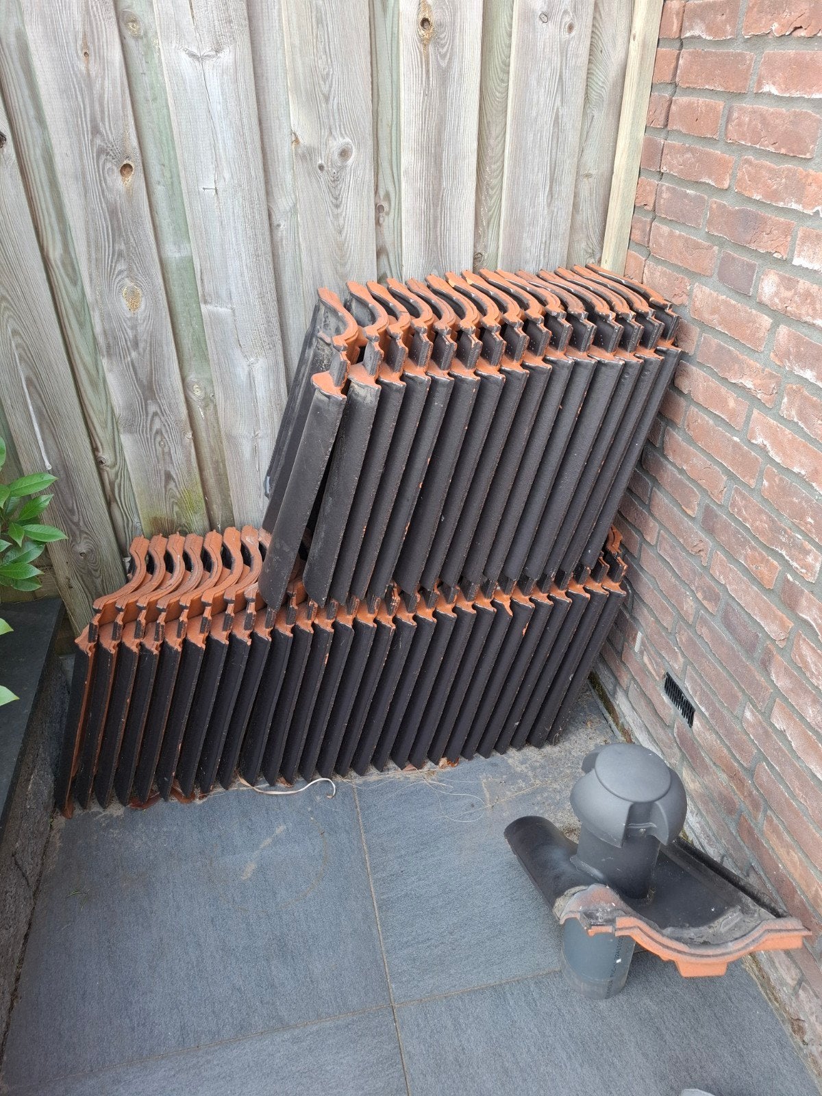 40 dakpannen, nibra 200-010, Ophalen, Steen of Klei, 15 m² of meer, Dakpannen