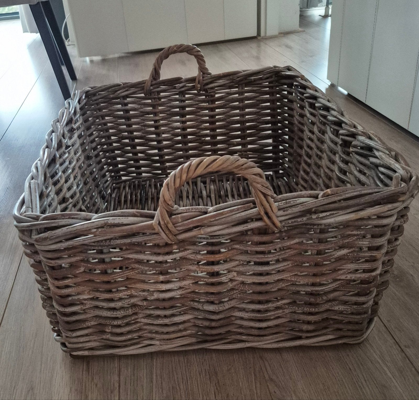 Grote rieten mand met handvatten - 68x48x25 cm, Ophalen, Overige materialen, Minder dan 50 cm, Gebruikt