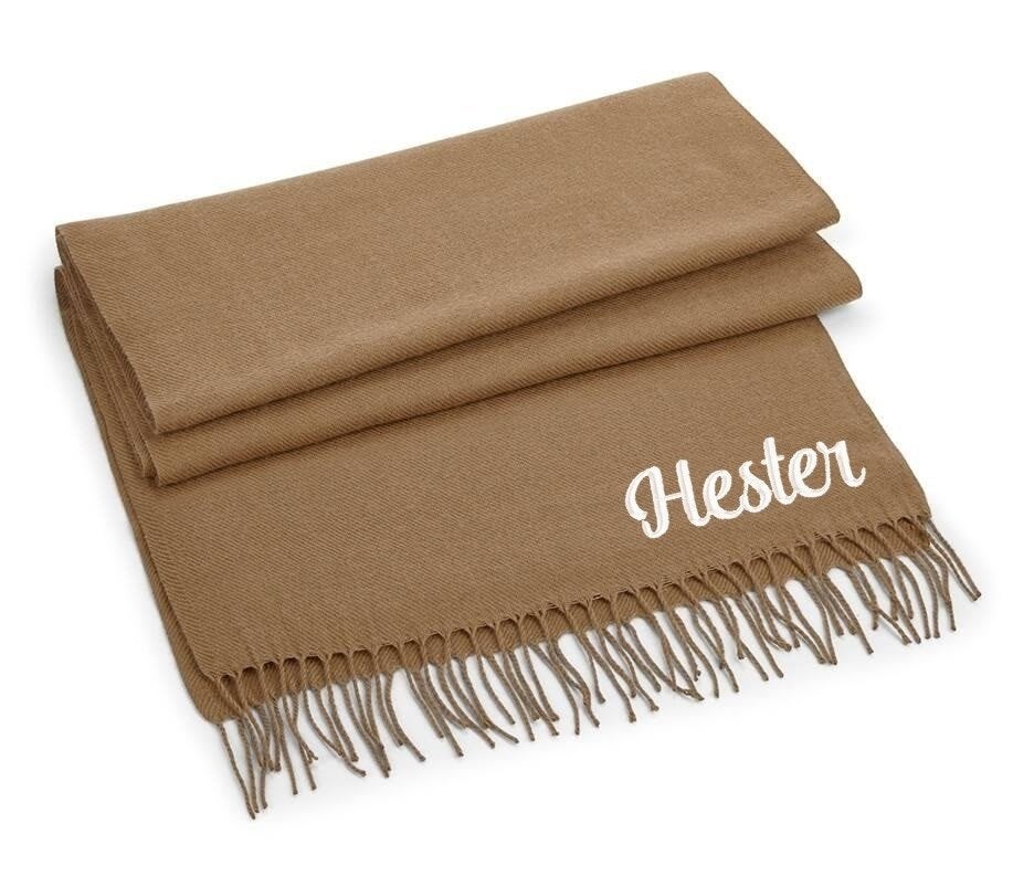 stijlvol cadeau kerst / sint? Sjaal geborduurd met naam, The River House, Info@theriverhouse.nl, Nieuw, Ophalen of Verzenden
