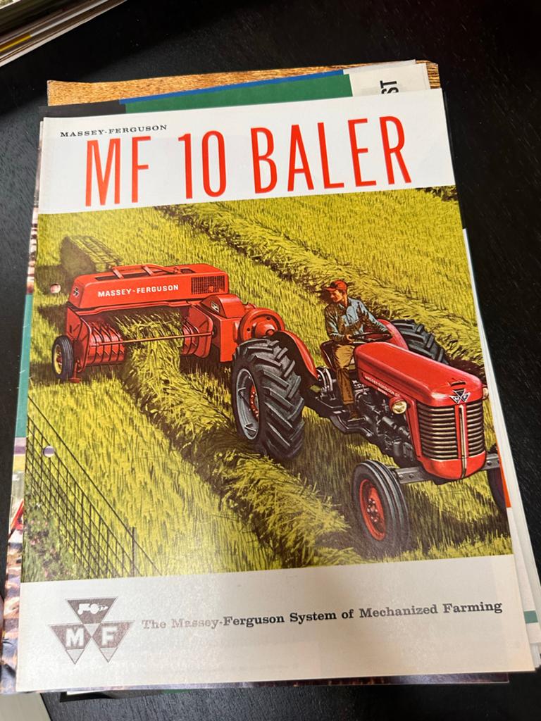 Oude folder jaren 60 - Massey Ferguson MF 10 Baler, Ophalen of Verzenden, Zo goed als nieuw, Overige typen