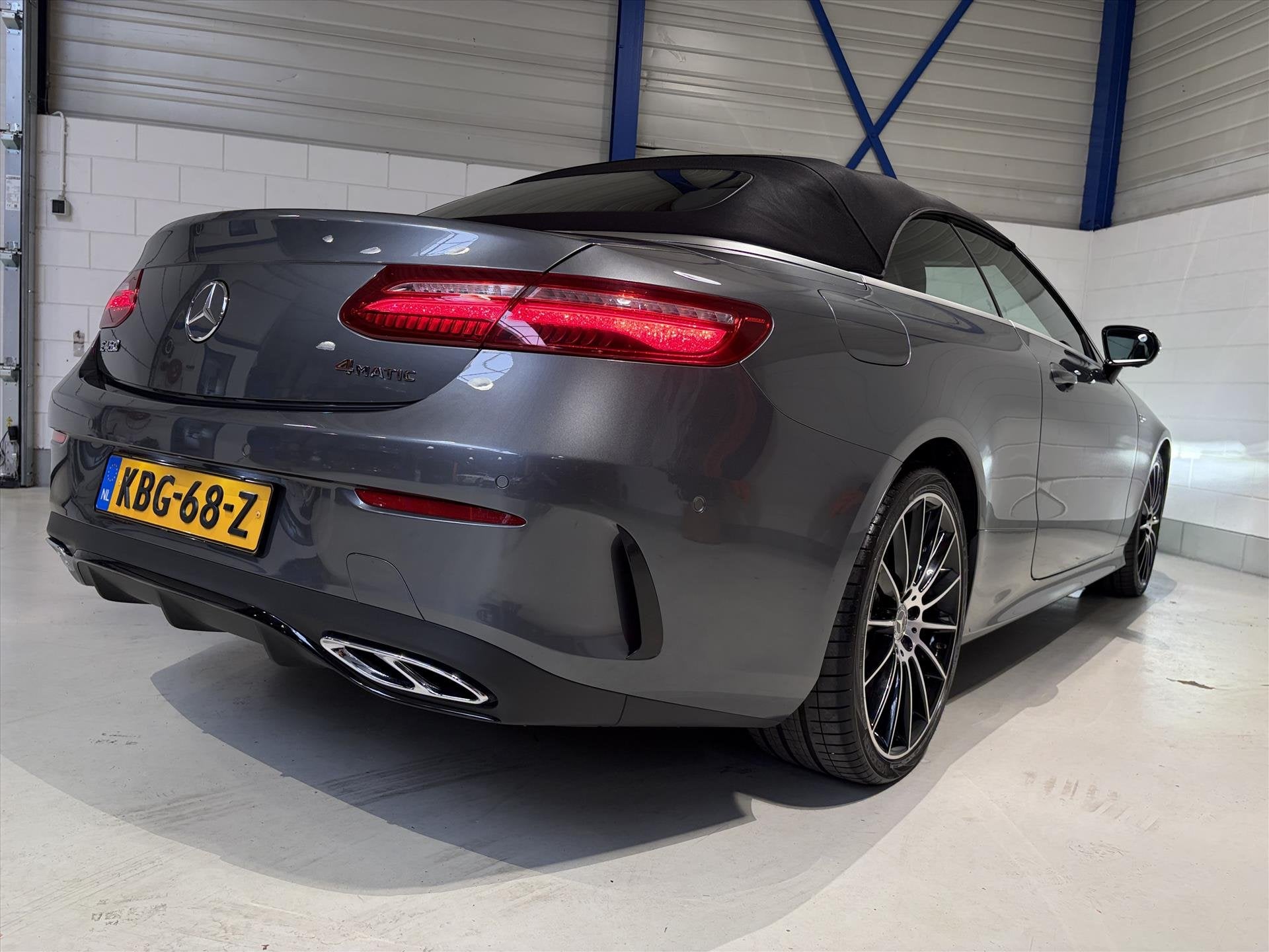 Mercedes E-Klasse Cabrio E450 V6T 367pk 4MATIC 9G AMG Line,, Auto's, 4 stoelen, 2996 cc, Bedrijf, 6 cilinders