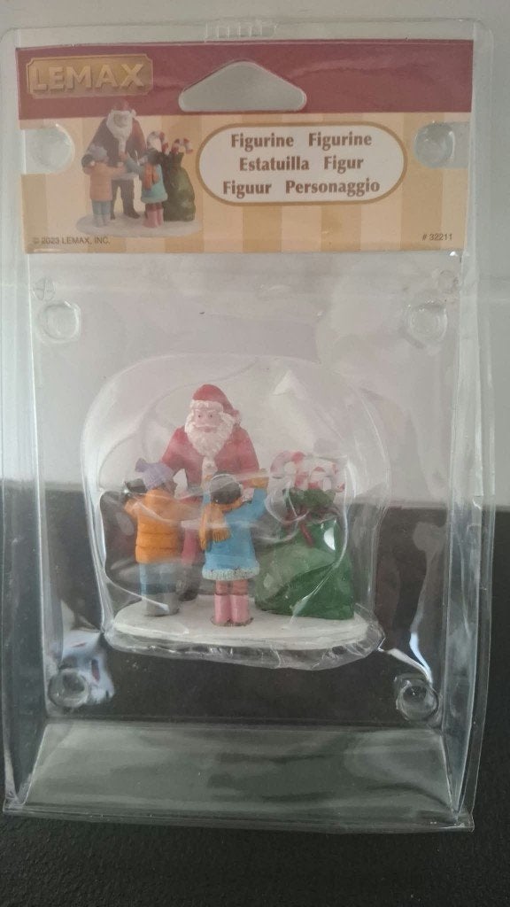 lemax Santa gets a hug 32211 2023 Kerstdorp, Ophalen of Verzenden, Nieuw