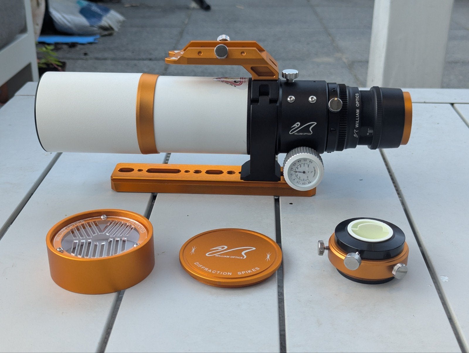 William Optics ZenithStar 61 II incl. flattener & dew heater, Ophalen, Zo goed als nieuw, Minder dan 80 mm, Lenzentelescoop (refractor)