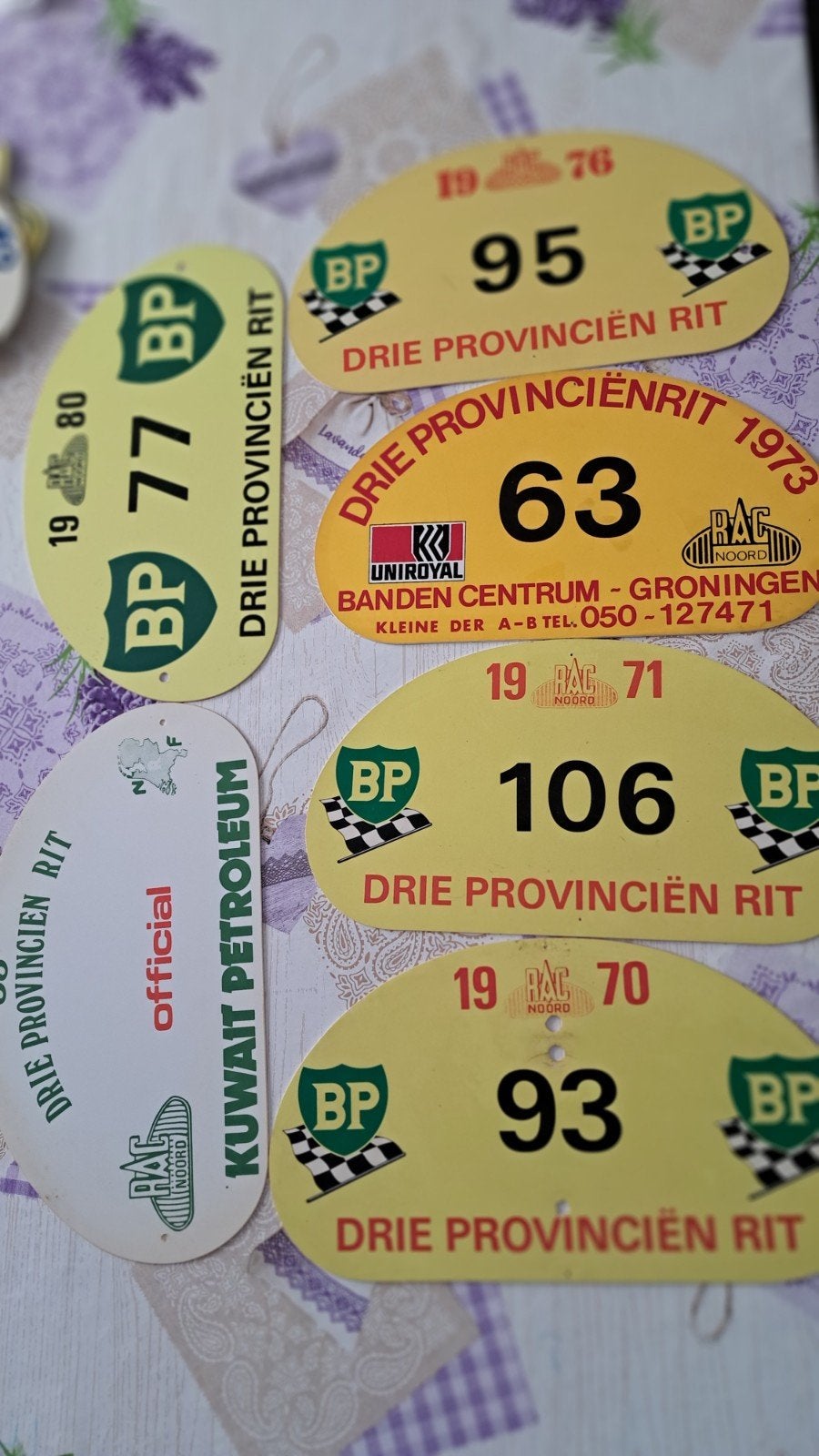 Vintage rallyborden 'Drie Provinciën Rit' - 6 stuks, Ophalen of Verzenden, Gebruikt, Auto's
