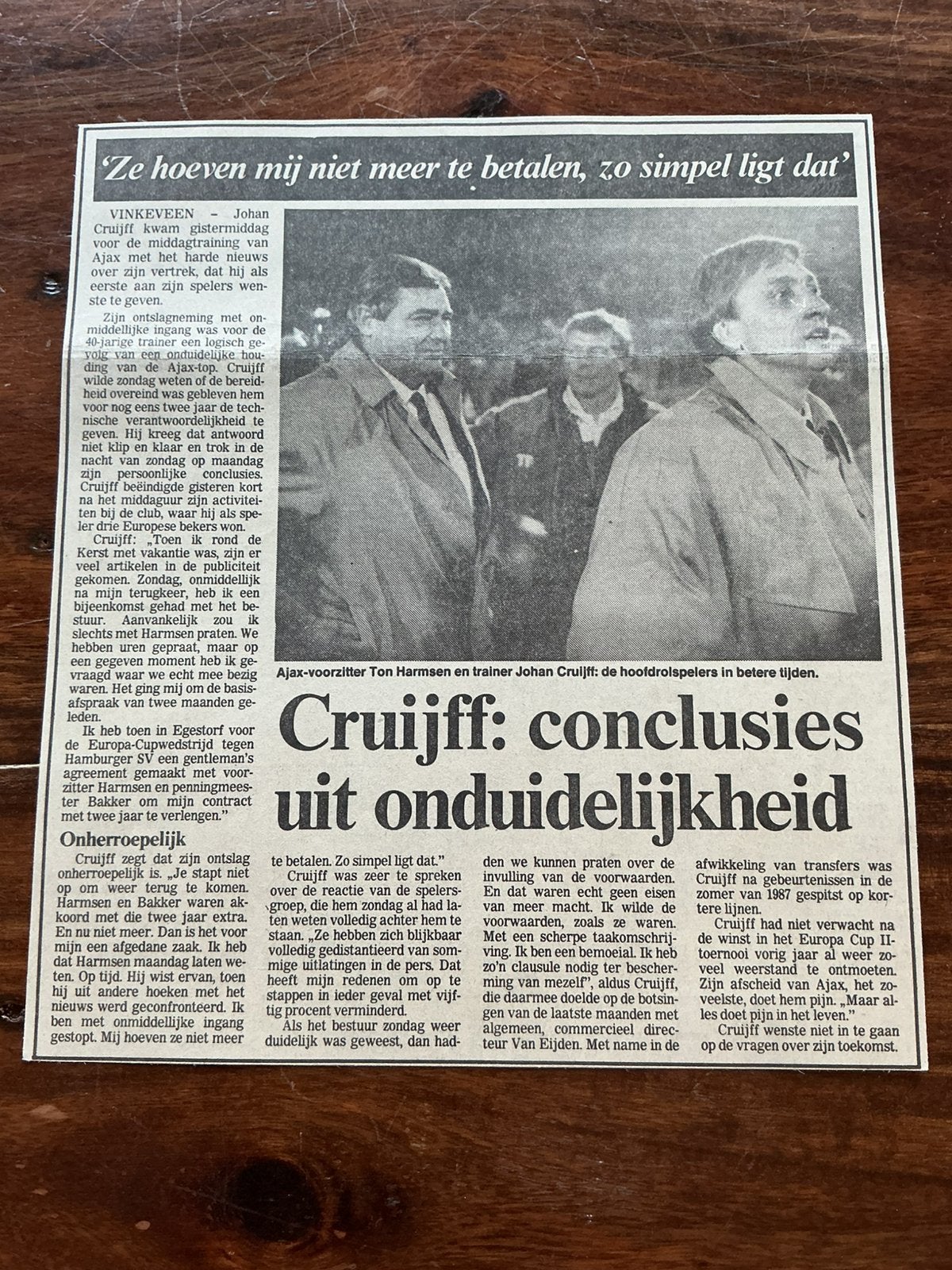 Voetbal krantenartikel Ajax Cruijff conclusies uit onduideli, Ophalen of Verzenden, 1980 tot heden, Knipsel(s)