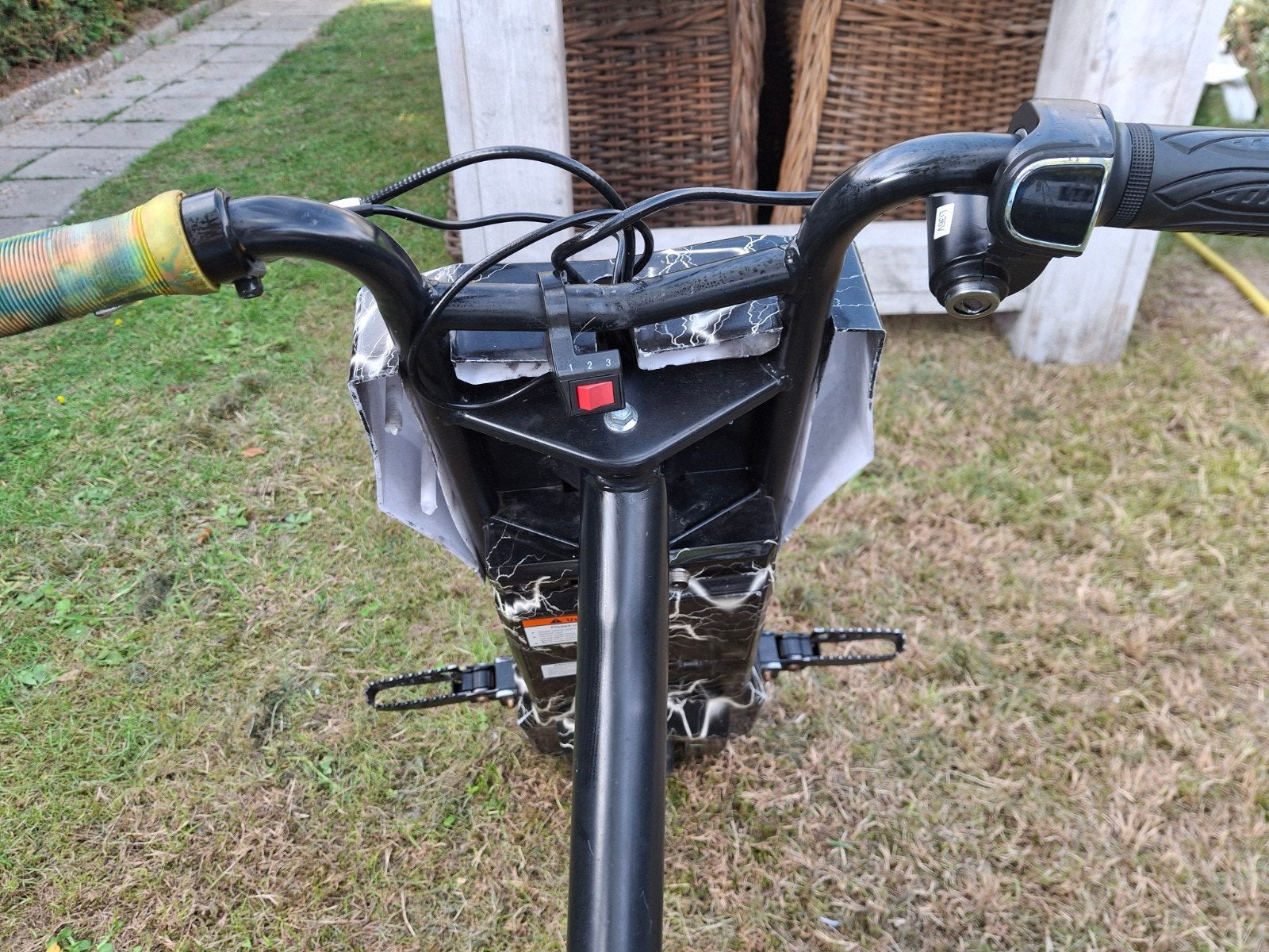 Elektrische Drift Trike - Zwart met Bliksemdesign, Ophalen, Gebruikt, Overige typen, Onbekend
