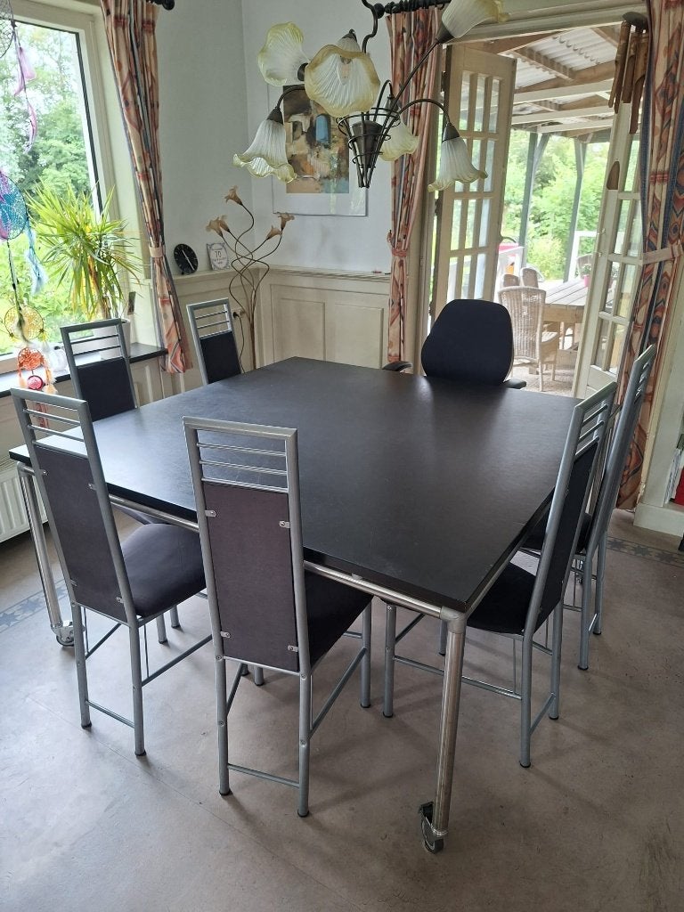 Tafel + zes stoelen, Ophalen, Gebruikt, Vierkant, Vijf personen of meer