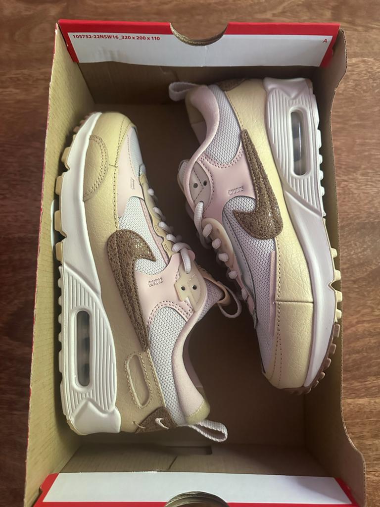 Nike Air Max 90 Futura - Nieuw in doos, Beige, Nieuw, Ophalen of Verzenden, Sneakers of Gympen