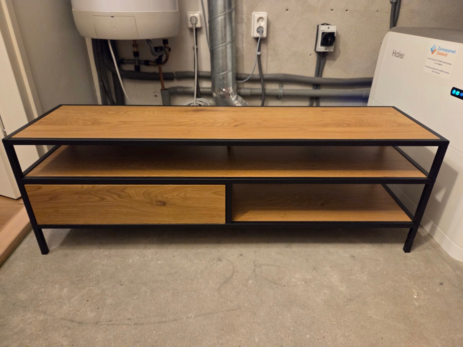 Trappedal tv-meubel warm eiken (Jysk), 100 tot 150 cm, Zo goed als nieuw, Minder dan 100 cm, 25 tot 50 cm