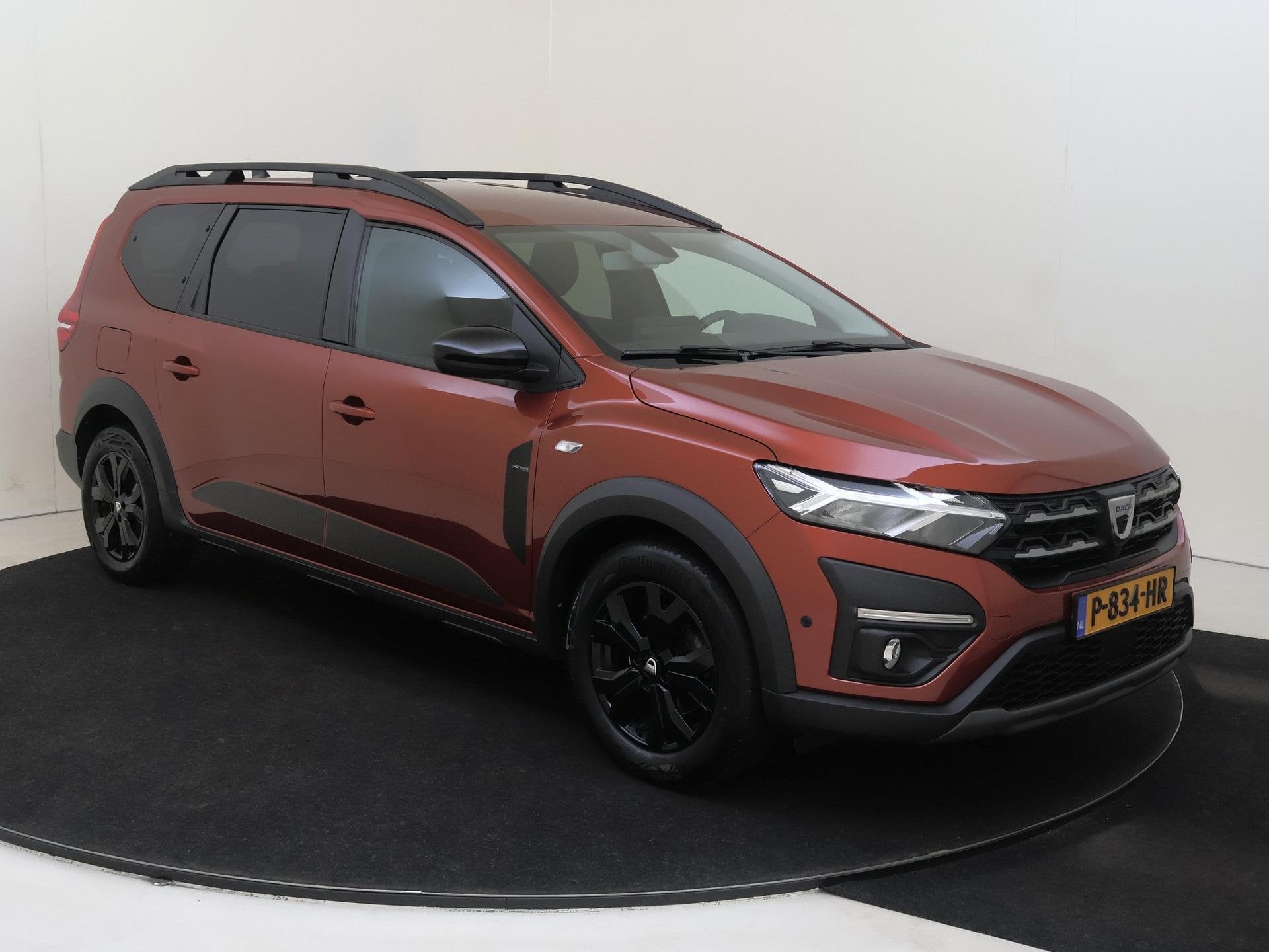 Dacia Jogger 1.0 TCe Extreme 7p. | airco automatisch | Apple, Stof, Gebruikt, Euro 6, Bruin