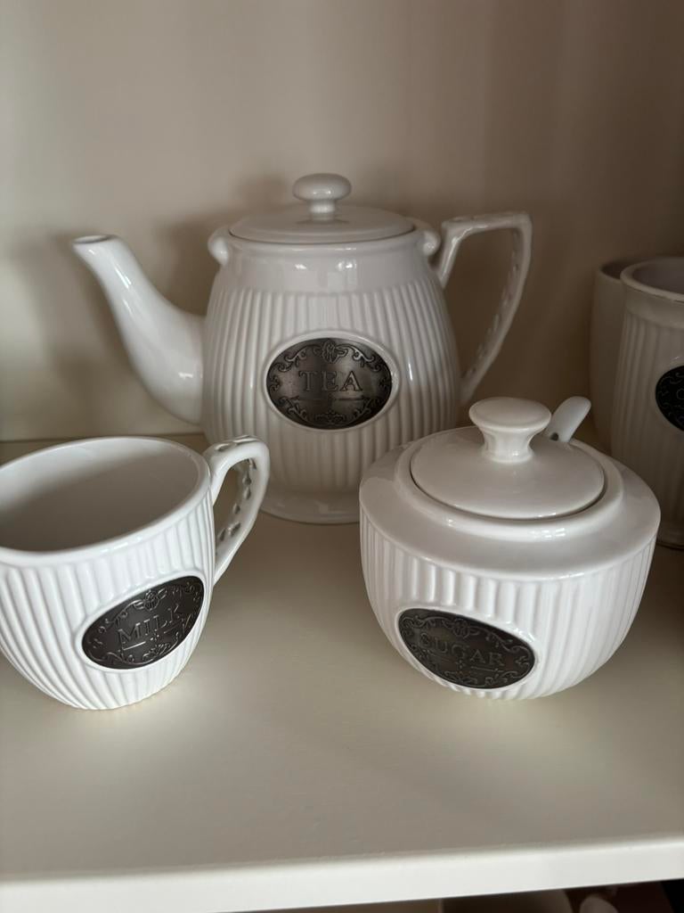 Koffie en thee servies, Nieuw, Ophalen of Verzenden, Bord(en), Wedgwood